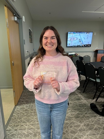 Allysa with award